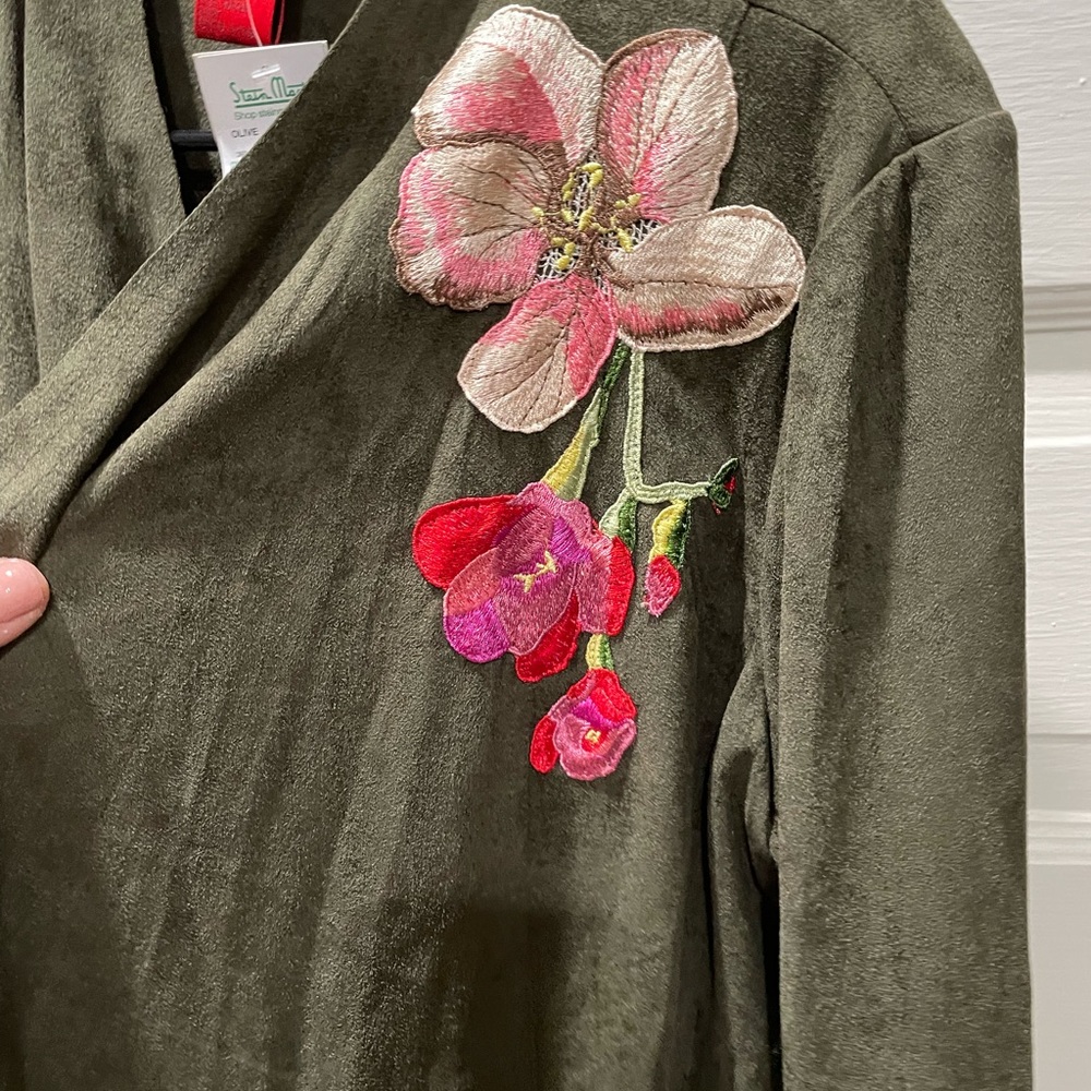 Floral Embroidered Olive Green Cardigan, Bohemian, Size Large - Picture 2 of 4